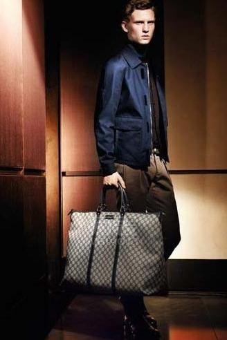 型男出行必备古驰男包!gucci男包图片及时尚搭配_万表网