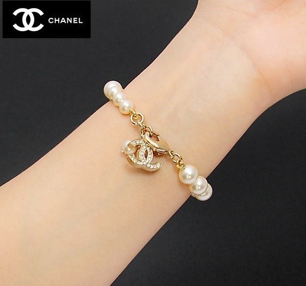 香奈儿手链,至女人的腕上魅力