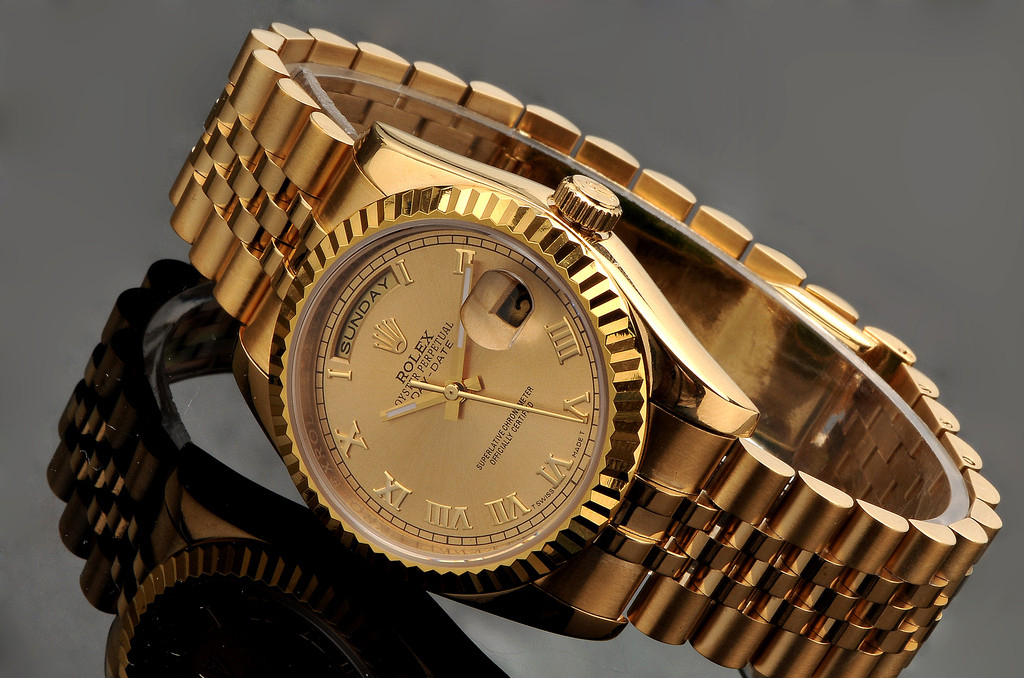 中年男人戴什么手表?什么手表适合中年男人?