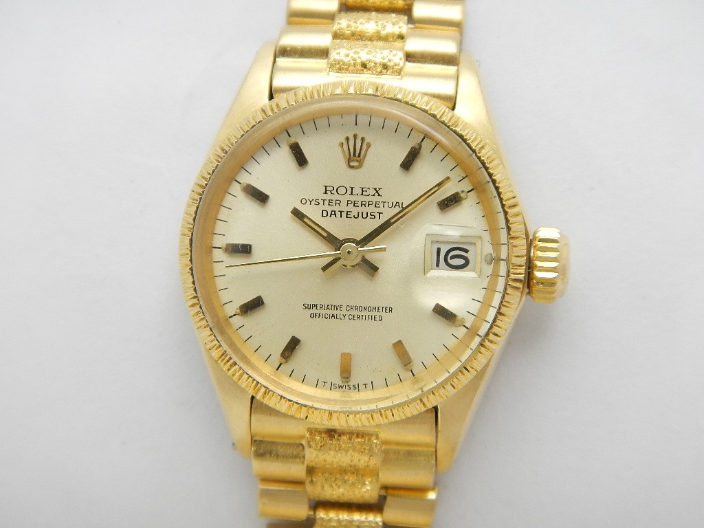 劳力士全金腕表彰显至尊身份,劳力士全金恒动腕表推荐