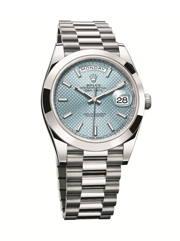 劳力士新一代蚝式恒动星期日历型40腕表 卓越