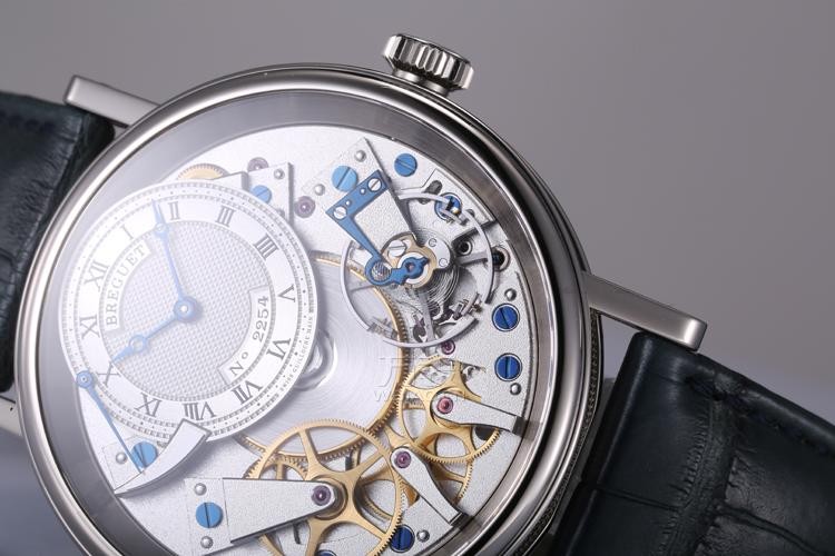 凭气力圈粉27岁的浪漫被这枚机器外拿捏了